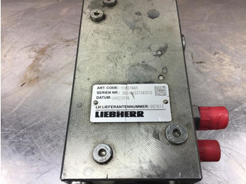 Запчасти LIEBHERR