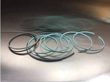 Запчасти LIEBHERR