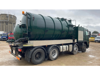 Грузовик-цистерна VOLVO FM: фото 4