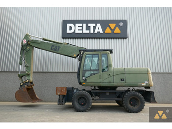 Колёсный экскаватор CATERPILLAR M318