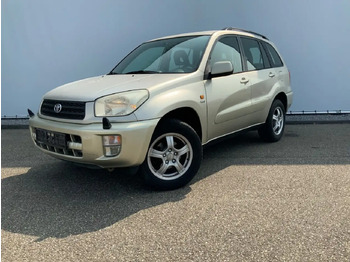 Внедорожник TOYOTA