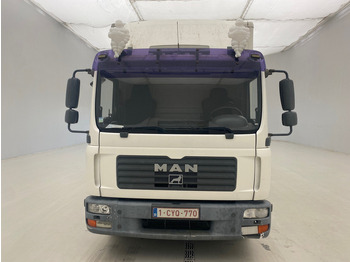 Грузовик с закрытым кузовом MAN TGL 12.210: фото 2