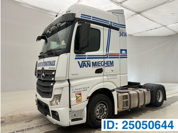 Тягач MERCEDES-BENZ Actros 1842