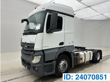 Тягач MERCEDES-BENZ Actros 1943