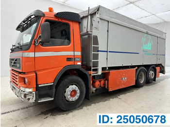 Самосвал VOLVO FM7