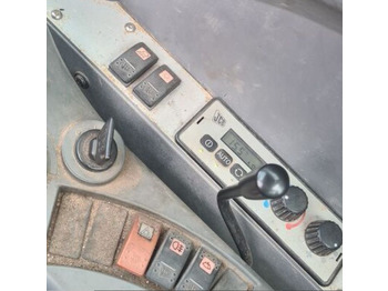 Экскаватор JCB JS 160 W: фото 4