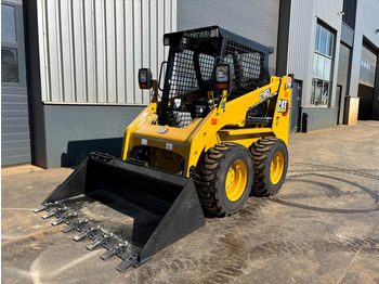 Погрузчик CATERPILLAR 216B3