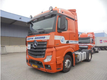 Тягач MERCEDES-BENZ Actros 1842