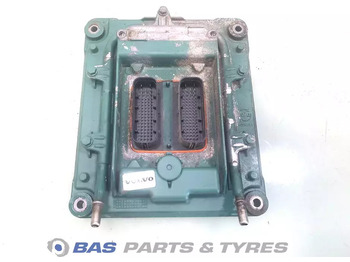 : фото в шапке страницы