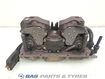 : фото в шапке страницы