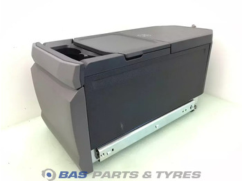 Запчасти для Грузовиков DAF XG Koelkast DAF 35 Liter 2321324: фото 2 Запчасти для Грузовиков DAF XG Koelkast DAF 35 Liter 2321324: фото 2