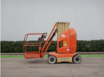 Вертикальный мачтовый подъемник JLG