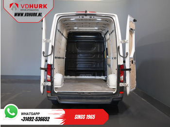 Цельнометаллический фургон Volkswagen Crafter 35 2.0 TDI 140 pk L3H3 BPM VRIJ! 270Gr. Deuren/ Carplay/ Climate/ Camera/ Cruise: фото 5