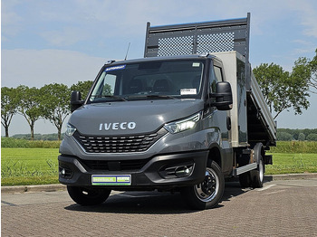 Малотоннажный самосвал IVECO Daily 35c18