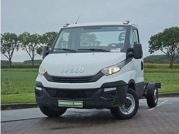 Коммерческий автомобиль IVECO Daily 35s12
