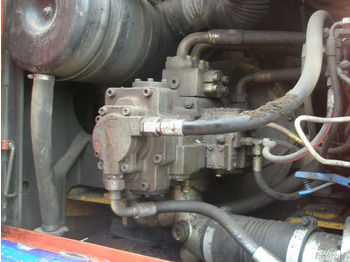 Гусеничный экскаватор Liebherr R924B: фото 5