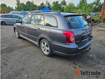 Легковой автомобиль TOYOTA