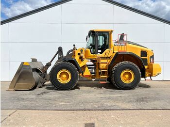 Колёсный погрузчик VOLVO L180H