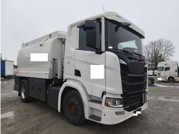 Грузовик-цистерна SCANIA R 450