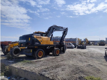 Колёсный экскаватор Hyundai R210-7: фото 4