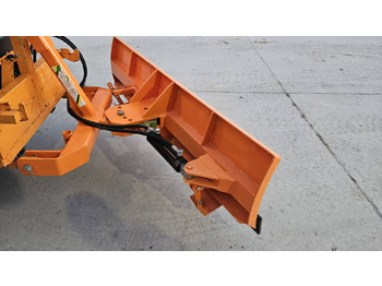 Самосвал Diversen Tiger 4x4 tipper + snow plate: фото 5