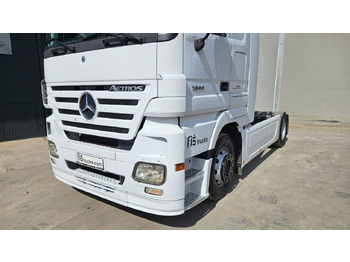 Тягач Mercedes-Benz Actros 1844 LS 4x2 tractor unit: фото 2