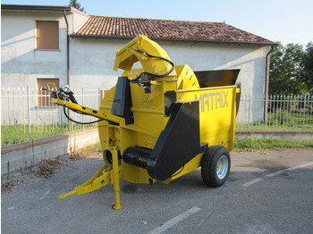 : фото в шапке страницы