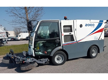 Подметально-уборочная машина DULEVO