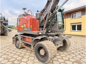 Колёсный экскаватор Volvo EWR150E: фото 5 Колёсный экскаватор Volvo EWR150E: фото 5