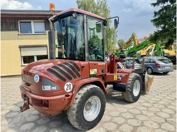 Колёсный погрузчик VOLVO L30B