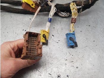 Кабели/ Провода для Тракторов Claas Arion, Axion 640 Cab Wiring Loom Main 0022469930, 0026075290,: фото 3