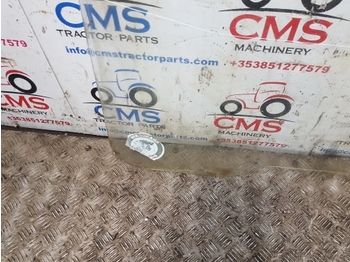 Стекло и запчасти для Тракторов Ford 4000, 5000, 7000 Cab Front Glass 81822765: фото 4