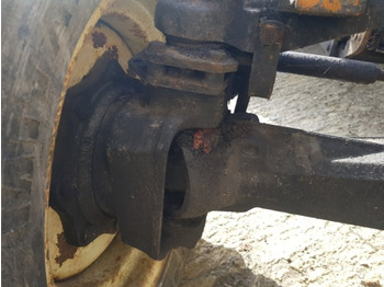 Передняя ось MASSEY FERGUSON