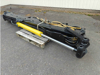 Стрела KOMATSU