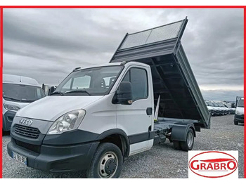 Малотоннажный самосвал IVECO Daily 35C15