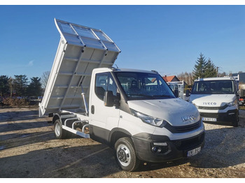 Малотоннажный самосвал IVECO Daily