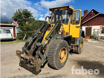 Колёсный погрузчик VOLVO L50
