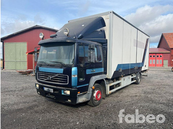 Грузовик с закрытым кузовом VOLVO FL6