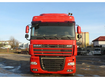 Тягач DAF XF 105 460
