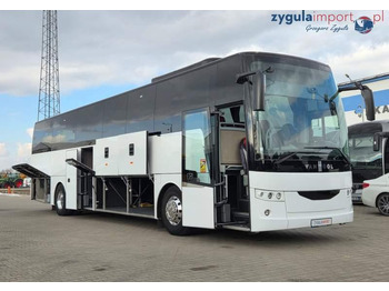 Туристический автобус