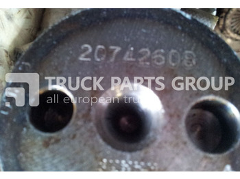 : фото в шапке страницы