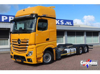 Грузовик-шасси MERCEDES-BENZ Actros 2642