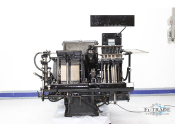 Бумагорезательная машина HEIDELBERG