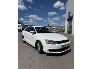 Седан Volkswagen Jetta: фото 3