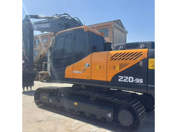 Экскаватор HYUNDAI