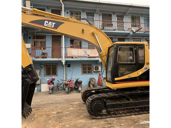 Гусеничный экскаватор CATERPILLAR 320B