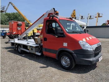 Грузовик с подъемником IVECO Daily