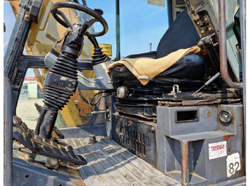 Колёсный экскаватор Case 788: фото 4 Колёсный экскаватор Case 788: фото 4