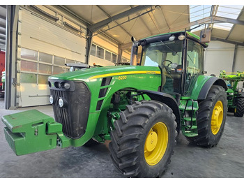 Трактор JOHN DEERE 8030 Series