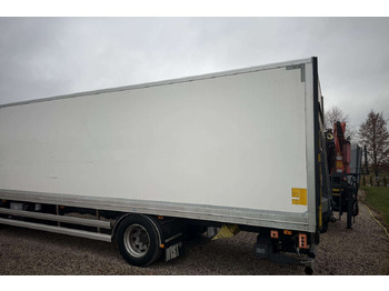 Грузовик с закрытым кузовом Volvo Kėbulas: фото 2 Грузовик с закрытым кузовом Volvo Kėbulas: фото 2